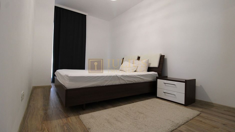 Vivalia -Take Ionescu; loc de parcare - Poză 9