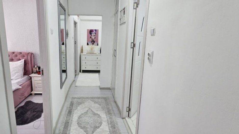 APARTAMENT COCHET ZONA VITAN - Poză 1