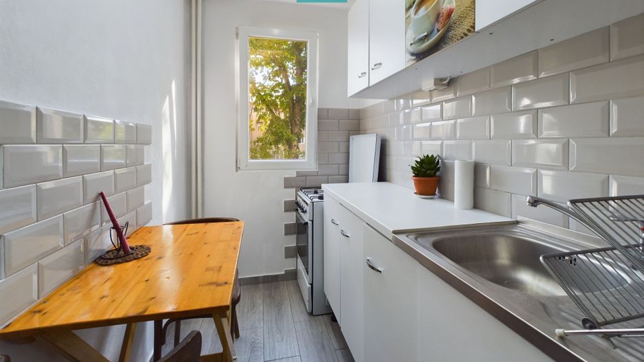 Apartament cu 2 camere de închiriat în Vlaicu - Poză 1