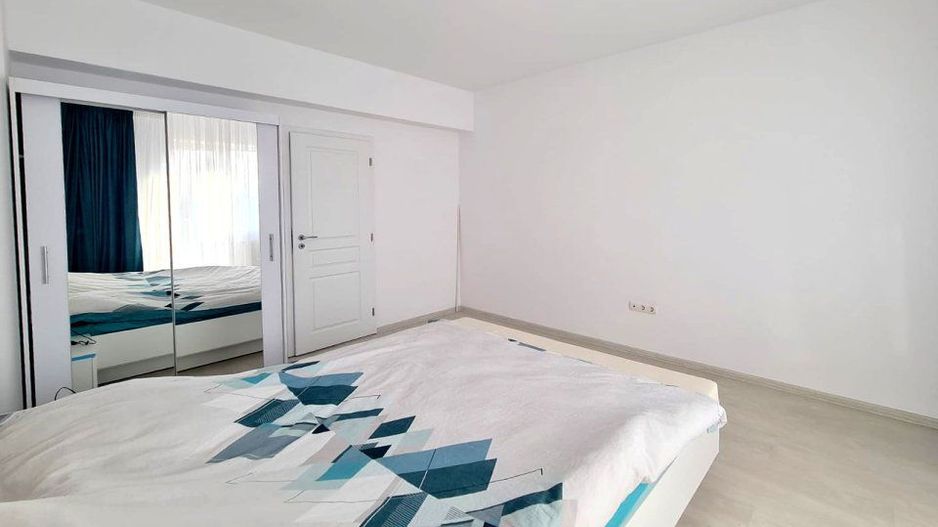 Tractoru, apartament în bloc nou - Poză 2