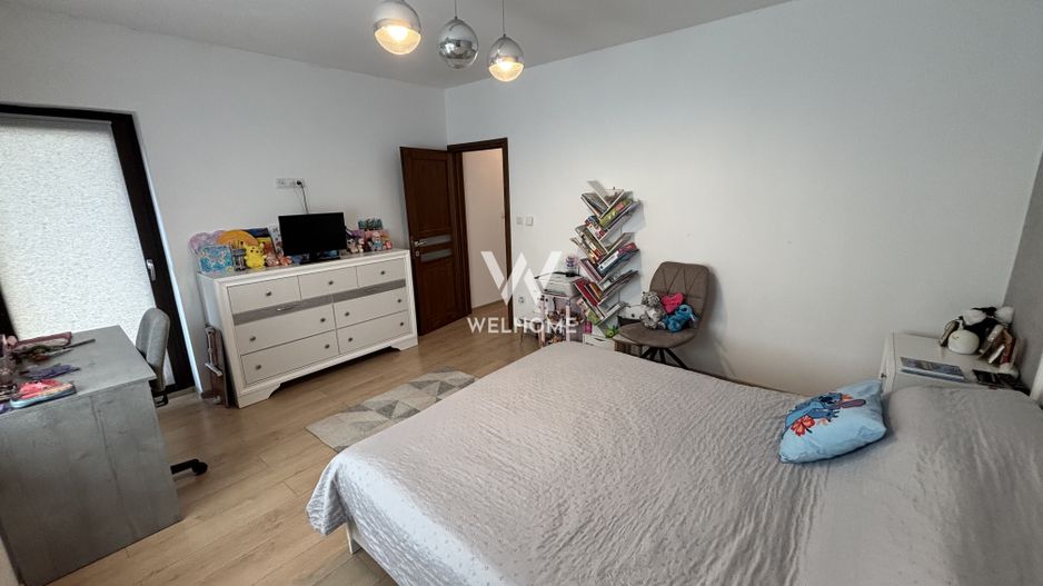 Casa generoasa LA CHEIE, curte 200 mp in Selimbar - Poză 25