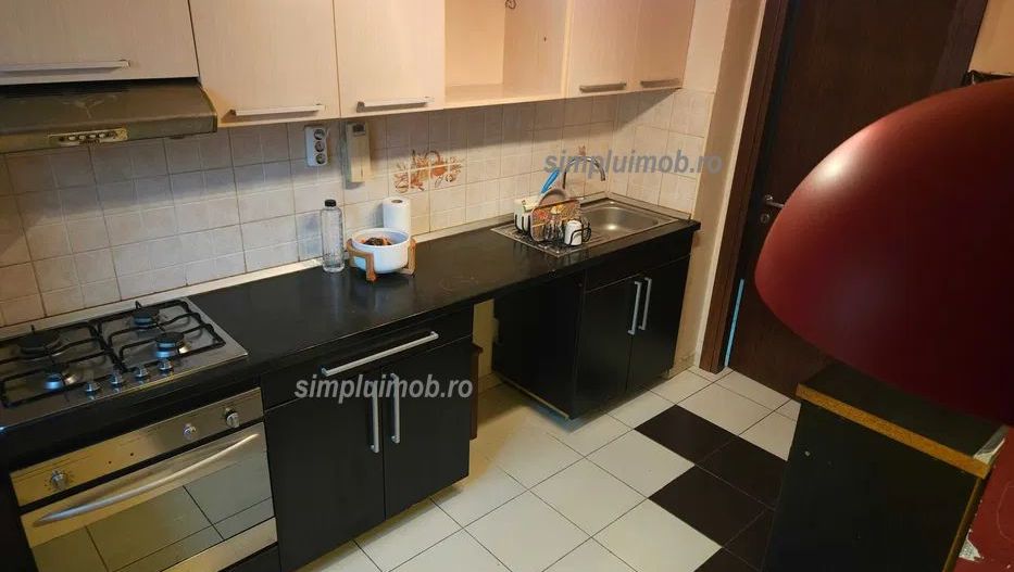 3 Camere Decomandat Renovat Ozana - Poză 6