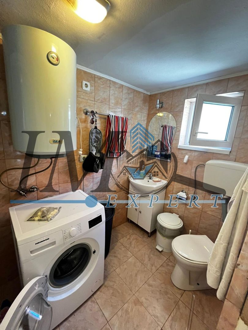 Casa individuală de vânzare in apropiere de centru Sebeș - Poză 7