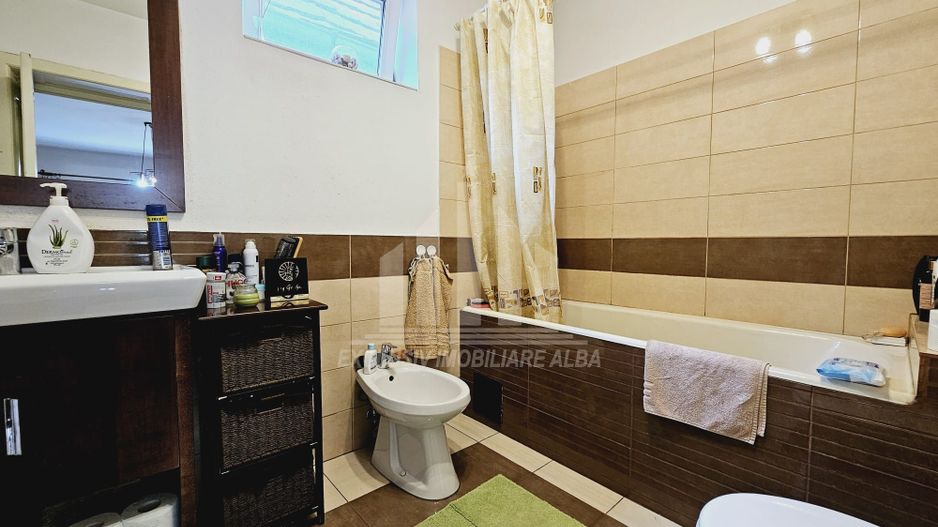 Casa inidividuala | 120 mp | 1256 mp teren | Renovata | Maieri - Poză 7