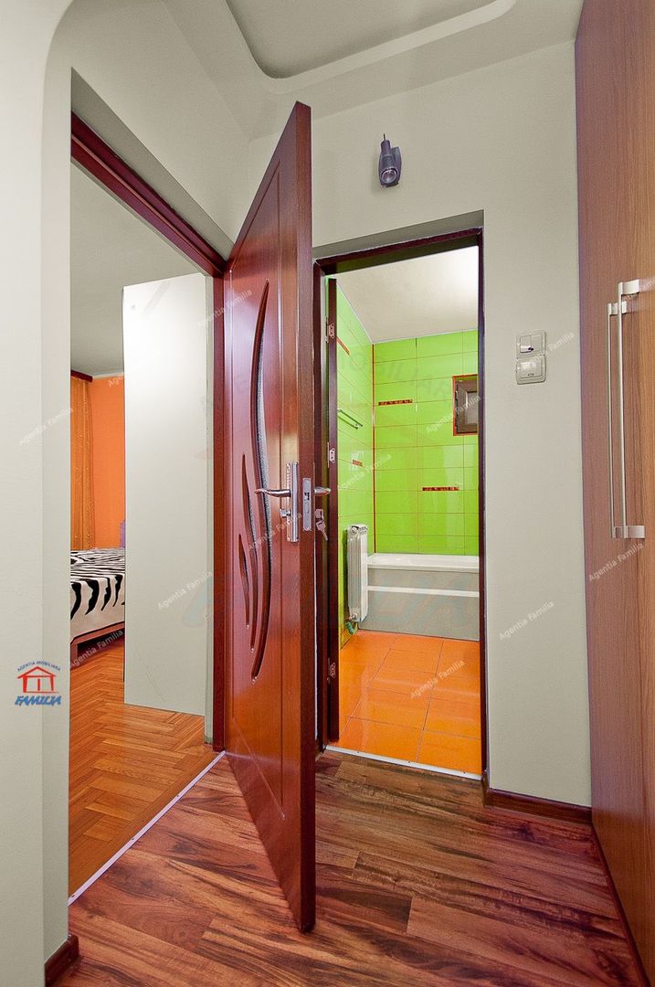 Vanzare apartament cu 2 camere, centru( Egreta, bloc din 90''), parter - Poză 5