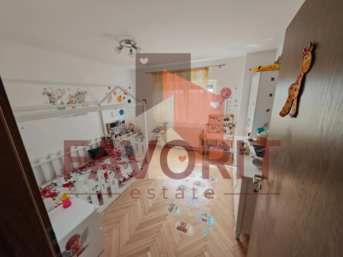 Apartament 4 camere decomandat, etaj 2, zona Steaua. - Poză 4