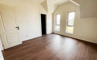 Casa individuala ~ 5 camere 3 bai ~ dressing ~ teren 325mp - Poză 12