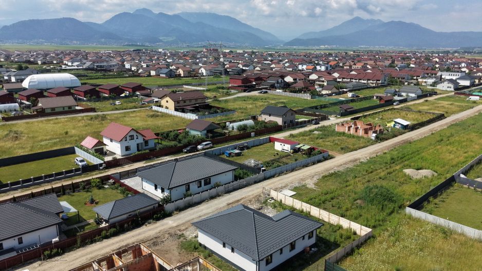 Casă pe parter de vânzare în cartierul Izvor - Poză 7