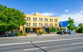 Hotel RIGA 2 stele cu parcare - Poză 1