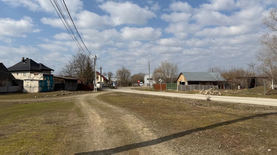 Teren intravilan de vânzare | Frătăuții Vechi | 30 ari | Dublu acces - Poză 3