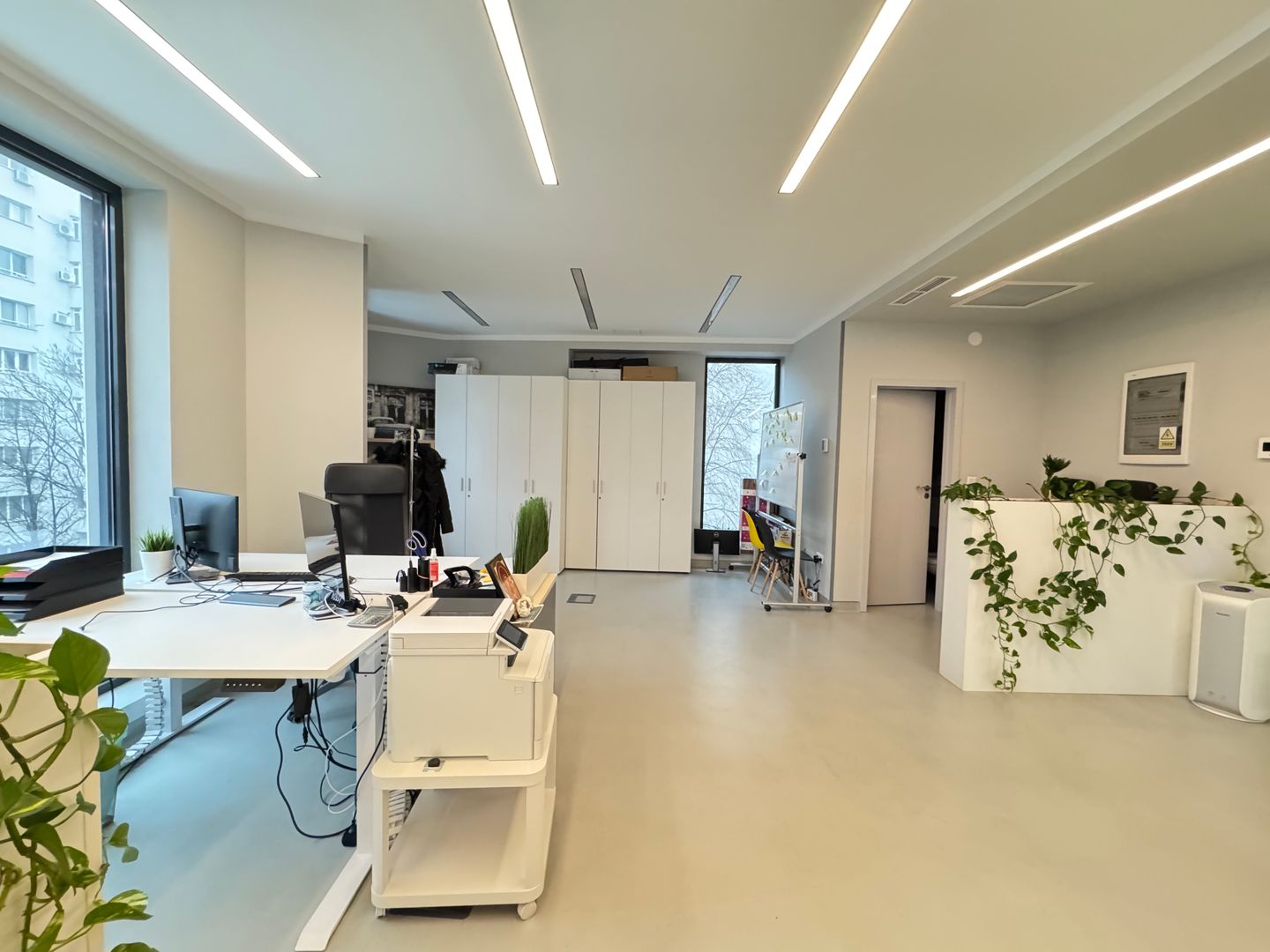 Oportunitate - Spatiu de birouri premium in Cladire Mixta Zona Decebal - Poză 12