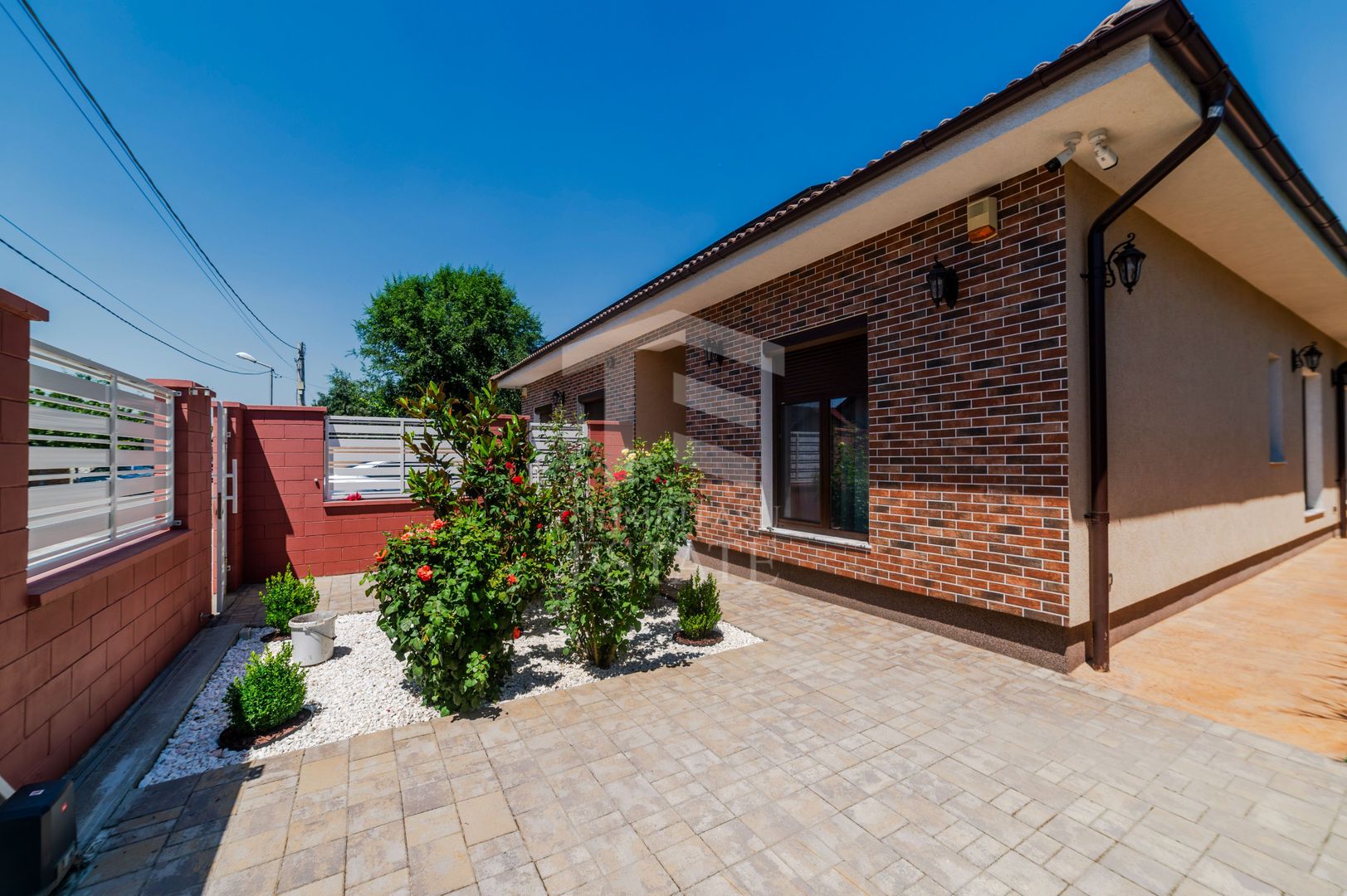 Casa pe parter premium cu piscina in Chisoda independenta energetic - Poză 2
