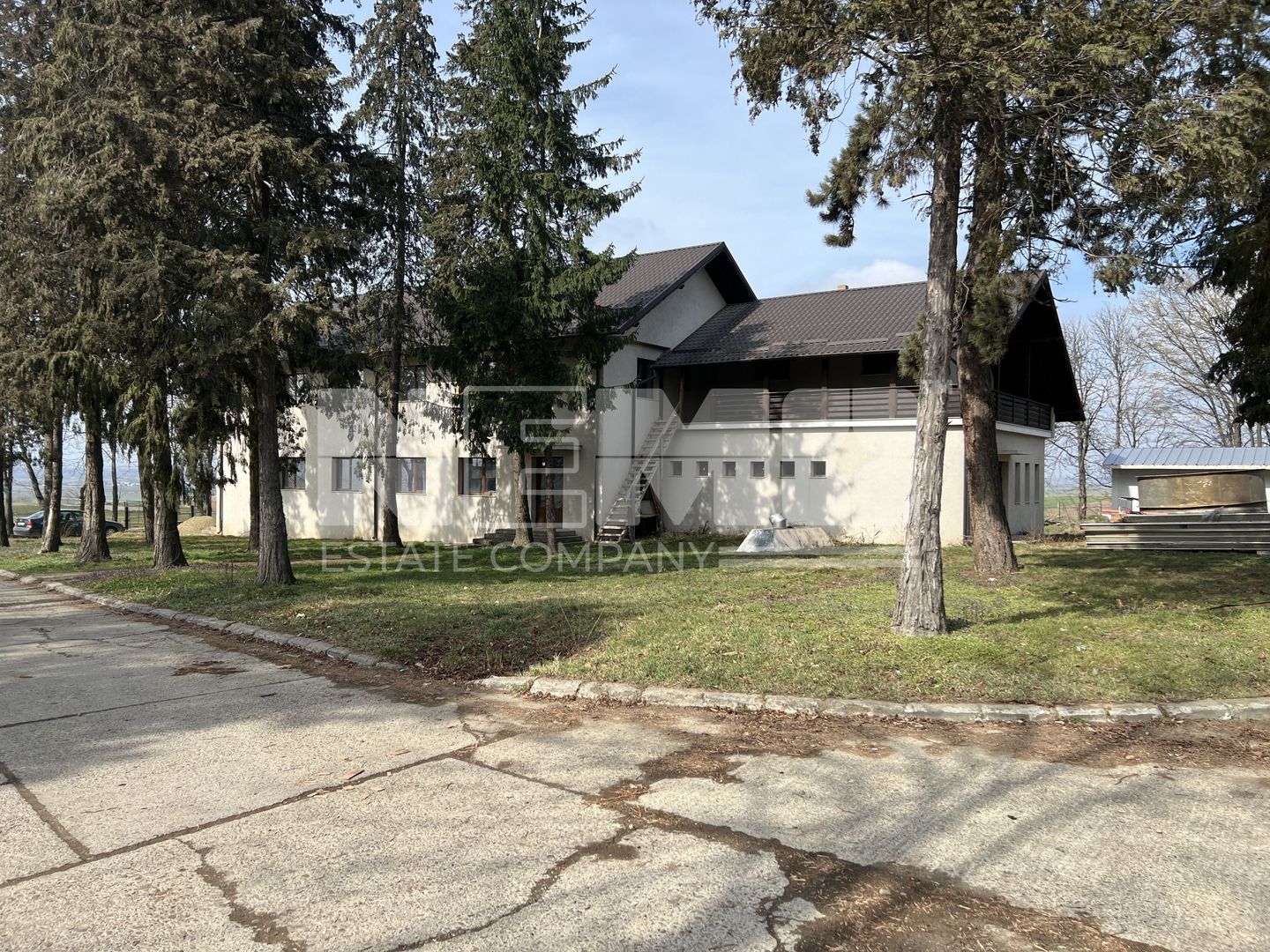 Pensiune sau Sediu de Birouri | 35 Ari | Iacobesti - Poză 2