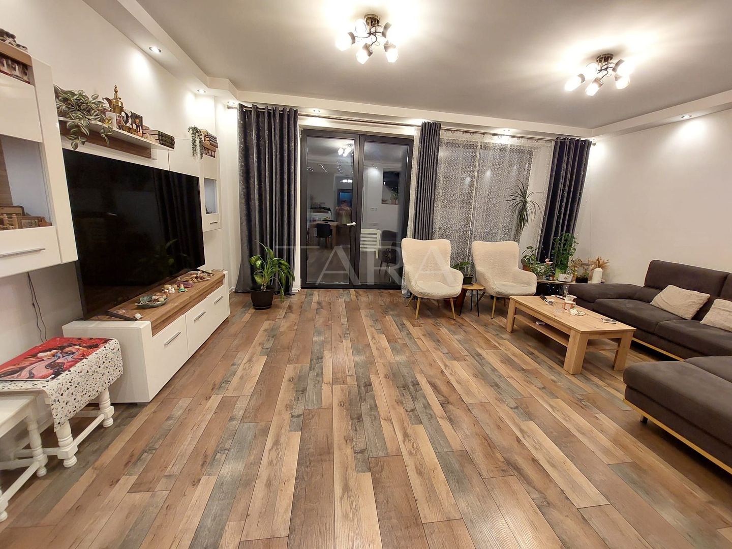 Duplex 4 Camere, Mobilat și Utilat – Florești, Zona Plopilor - Poză 2