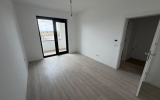 Apartament cu 2 camere si pod in Giroc - Poză 4