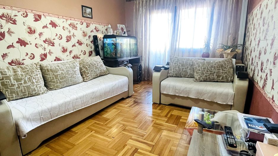 Apartament cu 3 camere – Zona Nufărul, Oradea - Poză 3