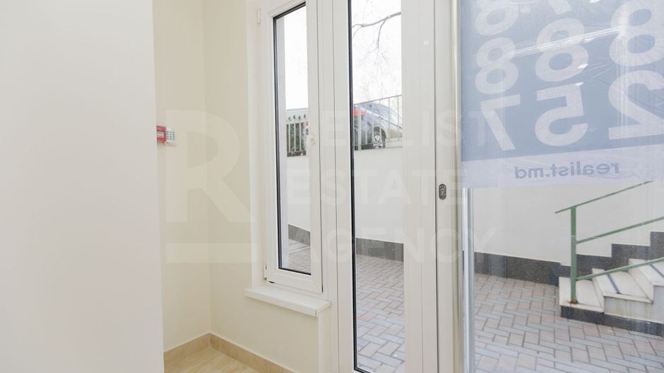 Chirie, spațiu comercial/oficiu, 65 mp, str. Ion Creangă, Buiucani - Poză 17