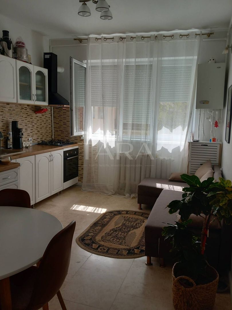 Vanzare apartament-Gruia - Poză 3