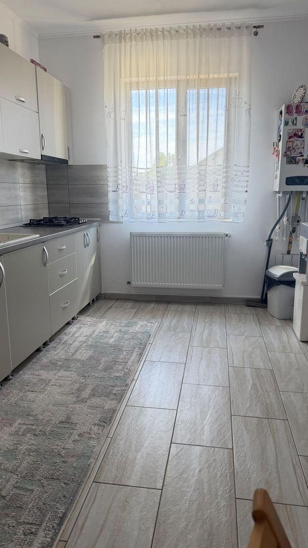 CASĂ INDIVIDUALĂ  DOMNESTI I COMPLEX PRIVAT | TEREN 430 MP | MOBILATĂ ȘI UTILATĂ - Poză 15