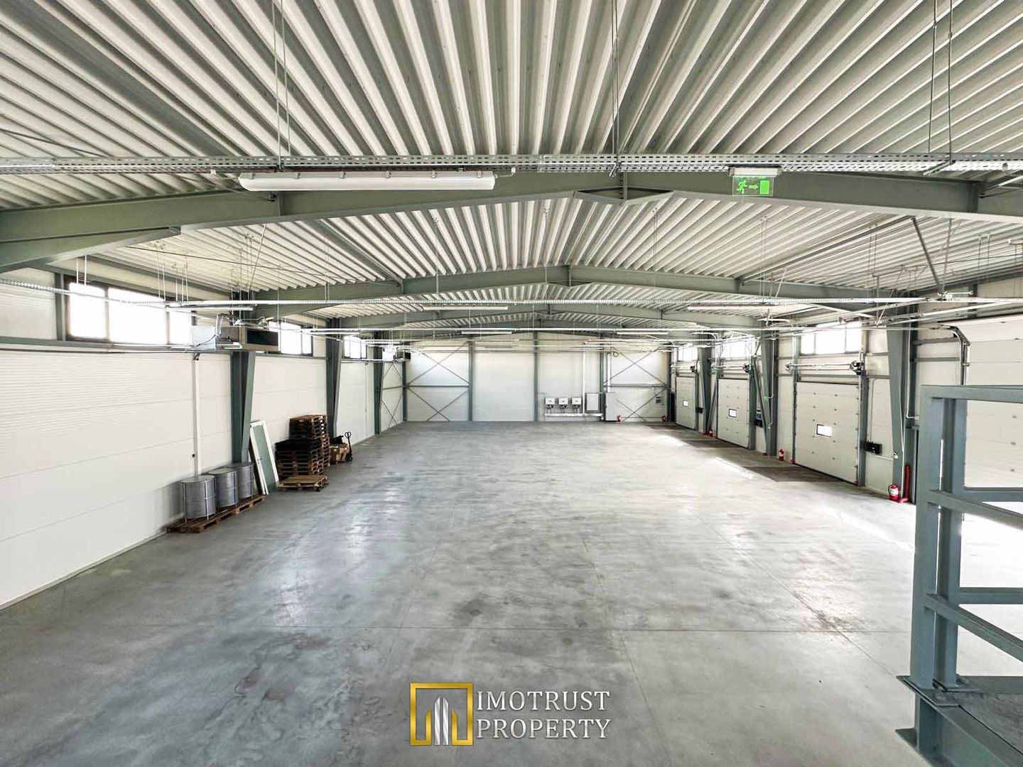 Hala de inchiriat, Arad Zona Industriala Sud- 871 mp - Poză 5