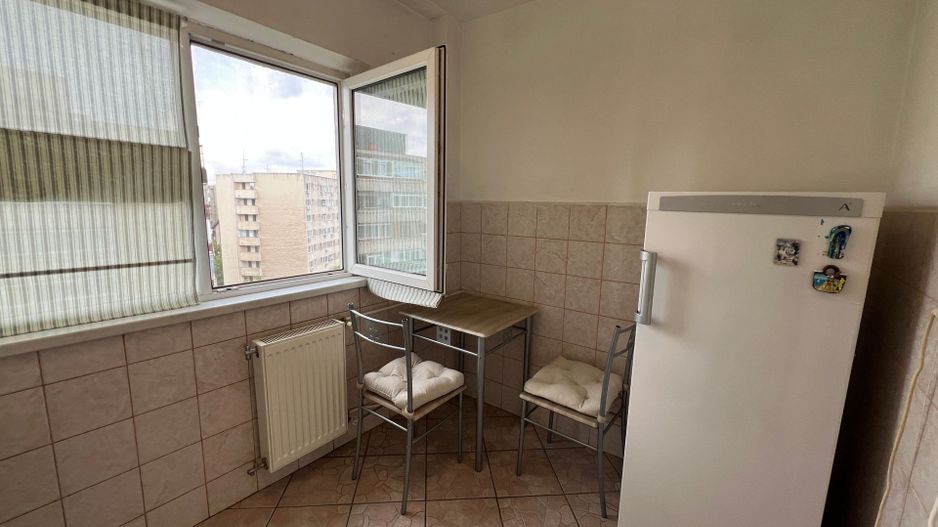 Garsoniera in bloc mixt, an 1980 zona Lujerului, Militari - Poză 7