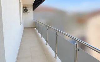 Apartament Superb cu 3 camere mobilat | terasa de 12 mp | Giroc | asfalt. - Poză 15