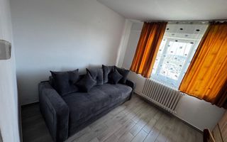 Garsonieră de închiriat în zona Podu Roș, la 10 minute de Palas Centru - Poză 1