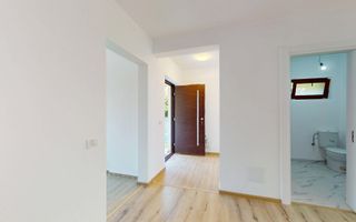 Duplex întreg cu Panouri Solare! Cu 2 intrari! - Poză 3