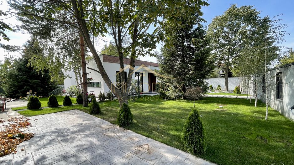 Vila cu 5 camere // * 565 mp gradina* // Tunari - Poză 73