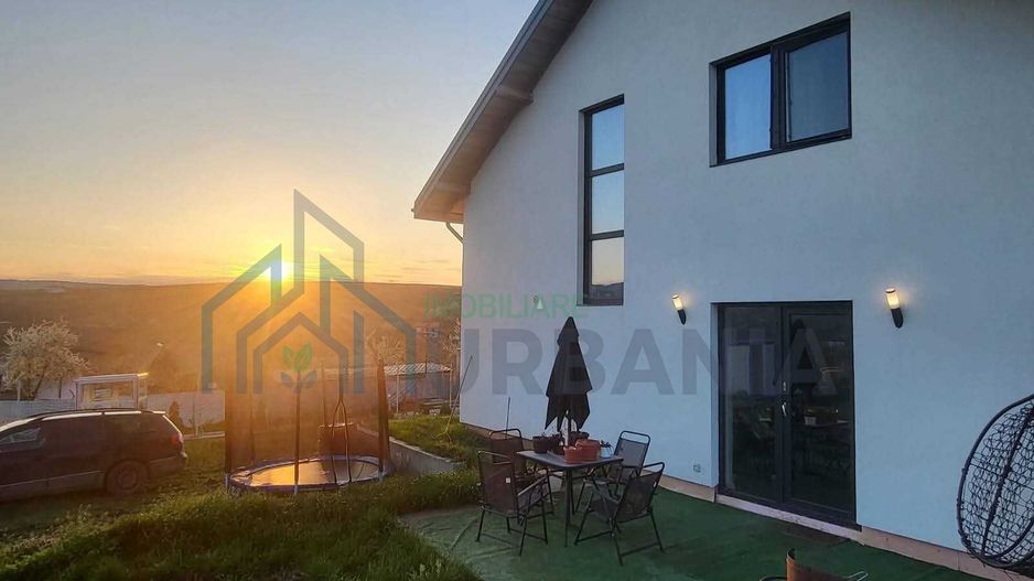 # Casă 140 mp, teren 404 mp, – Chicerea/Tomesti - Poză 1