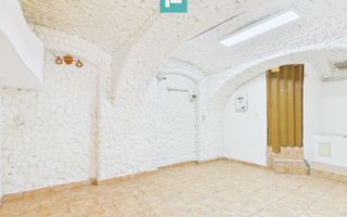 Spațiu comercial  de 29 mp cu vad ultracentral - Poză 1