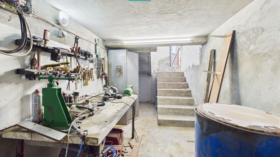 Vilă cu 8 camere în Săcălaz, Central - Poză 20
