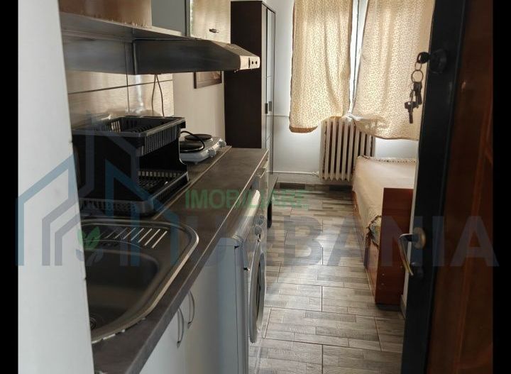 Vand camera camin 12 mp, Bularga, Iasi - WC si dus in casa, mobilat, utilat - Poză 4