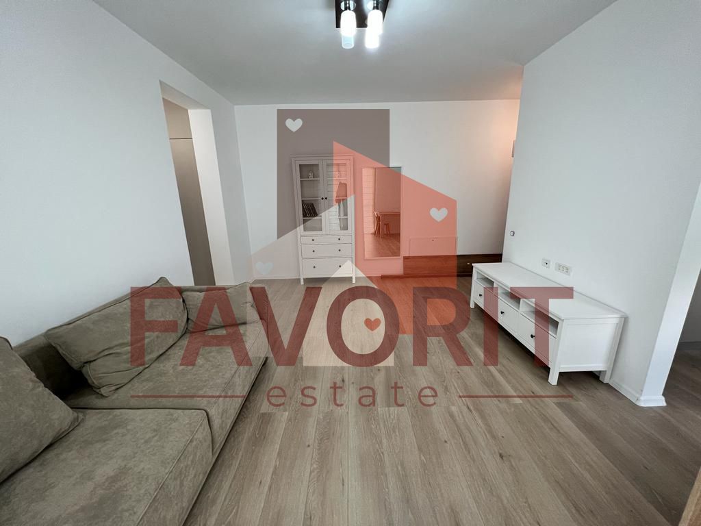 Mobilat si utilat. Vedere la padure. Parcare cu bariera - Poză 2