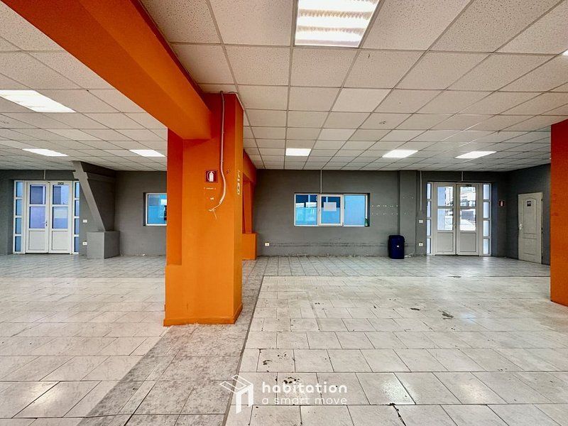 Birou în clădire mixtă - semicentral - Poză 3