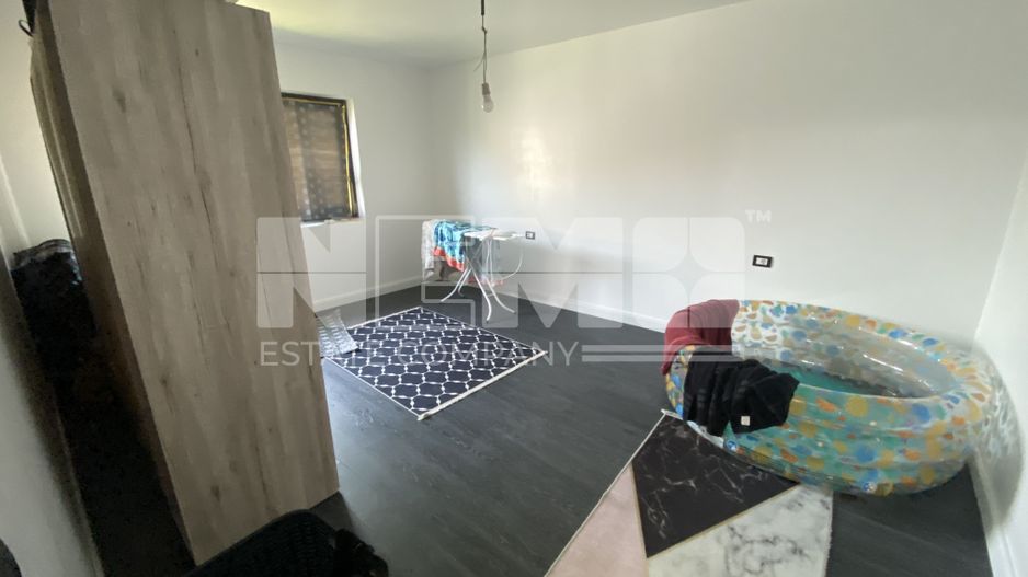 Casa cu 45 de Ari | Salageni | 129.000 Euro - Poză 8