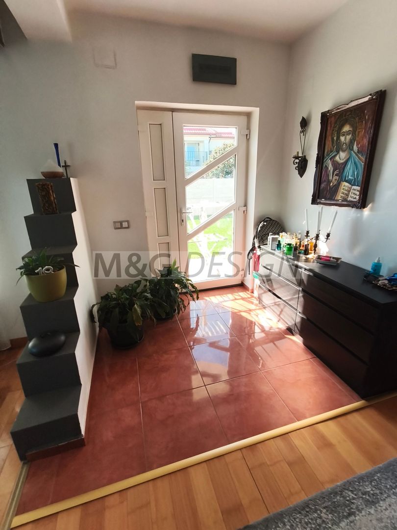 Casă individuală spațioasă cu garaj și curte generoasă – Ghiroda - Poză 18