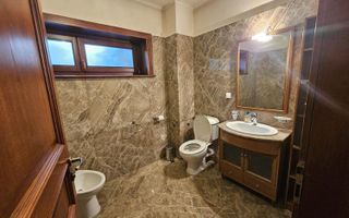 Inchiriez casa in cartier Gruia, pretabil locuinta, sediu firma, clinica, etc - Poză 8