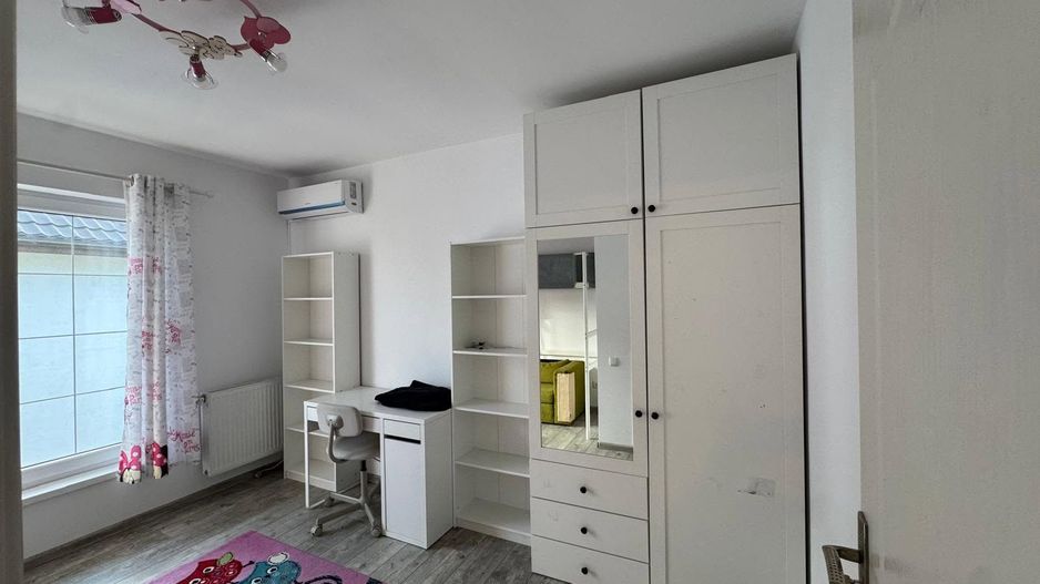 Vând casă lângă lacul Crevedia, complet mobilată și utilată, plus magazie - Poză 13