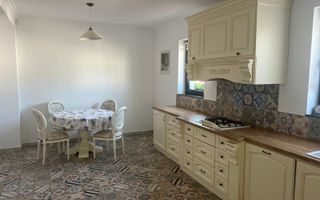 Casa 5 camere,477 mp,1077 mp teren, zona Cornisa,0%comision - Poză 6