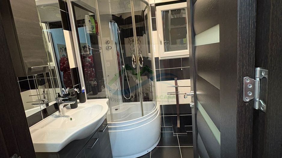 Apartament 3 camere Burdujeni. - Poză 12