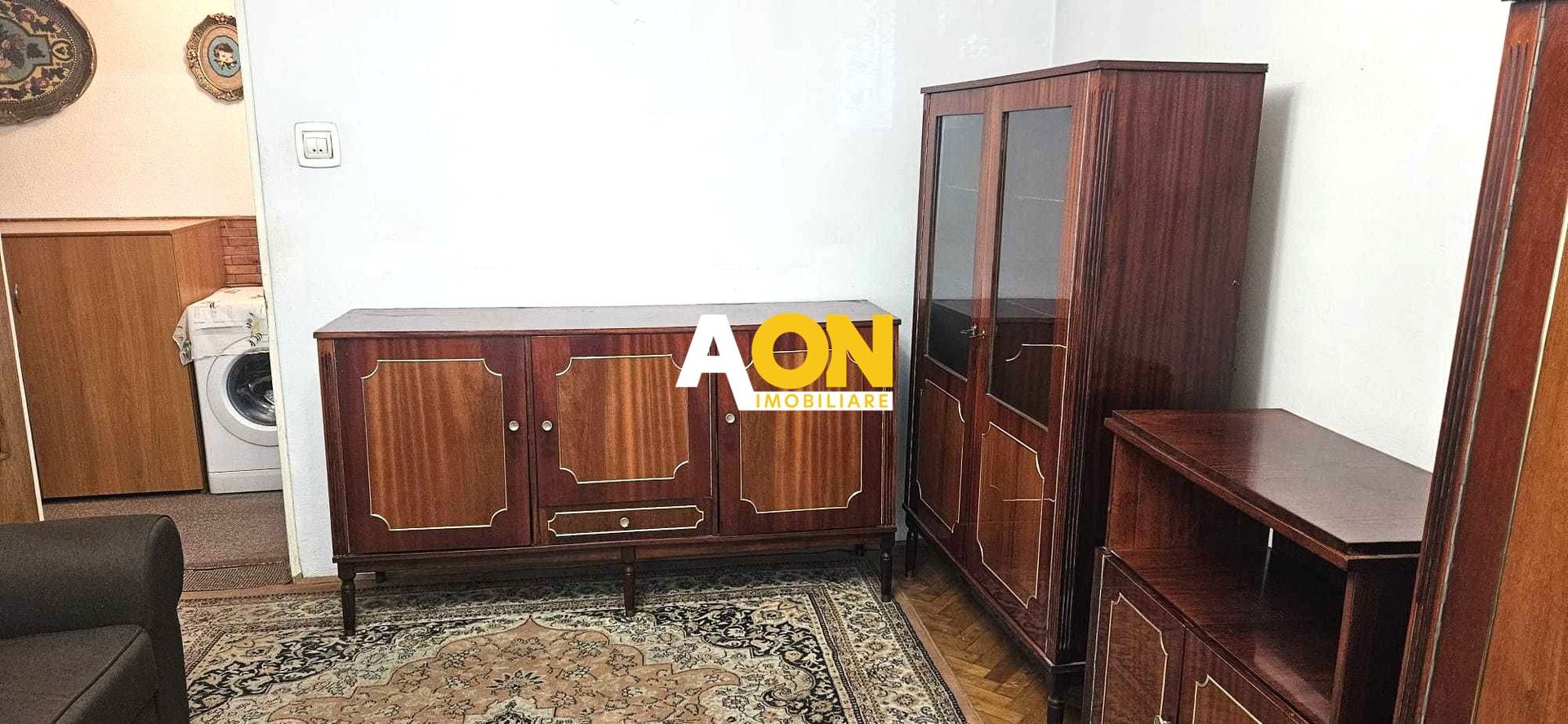 Apartament 2 camere, decomandat , ultracentral - Poză 3