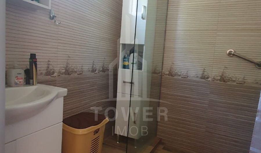 Casă spațioasă de vânzare în comuna Roșia .COMISION 0% - Poză 16