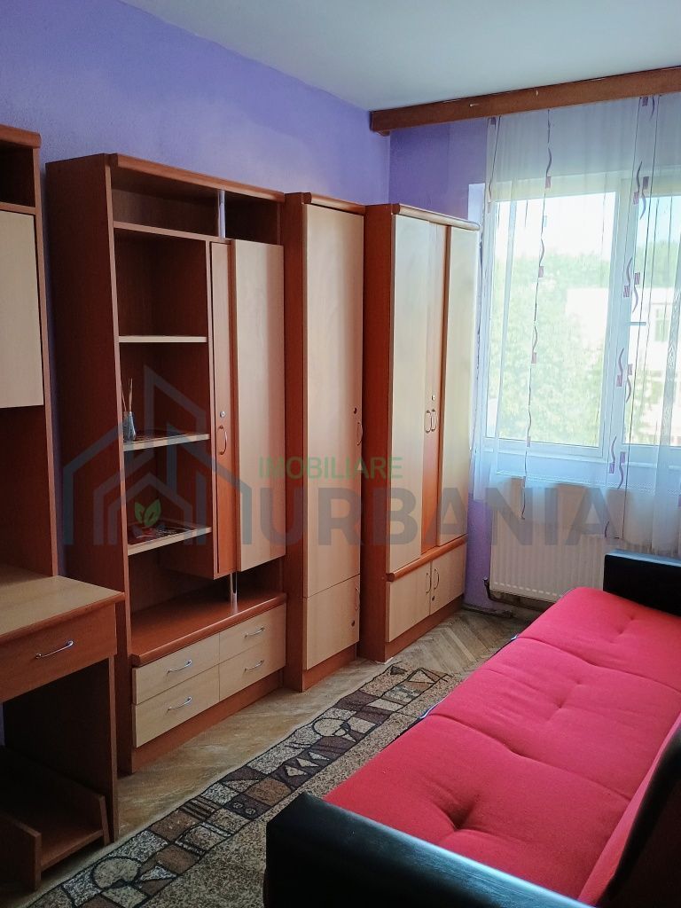 Primesc in gazda două fete, zona Podu Ros. - Poză 2