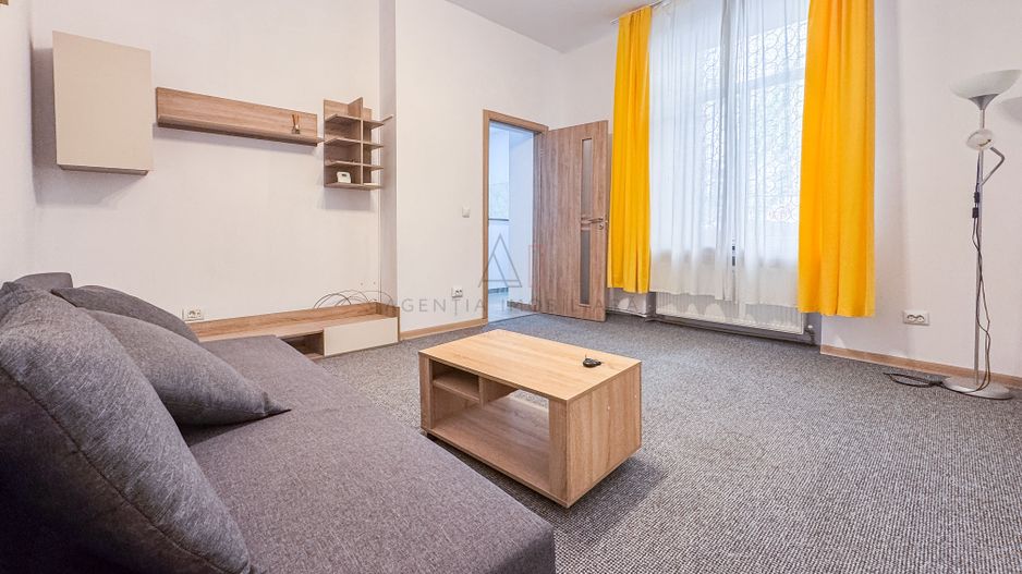 Garsoniera Cocheta si Boxa | Intrare Parc Cismigiu | Bloc Fara Risc - Poză 1