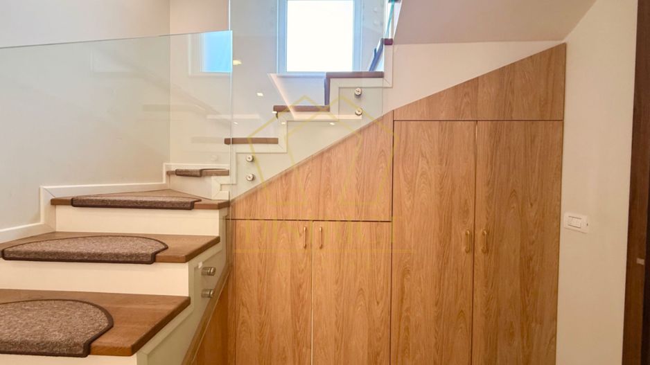 Duplex deosebit cu 5 camere | Garaj + beci | Dumbravita - Poză 4