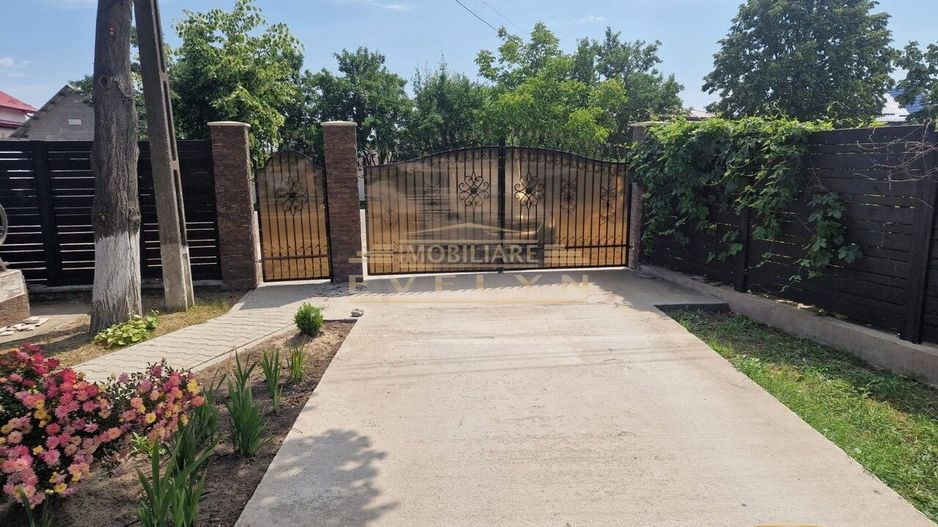 Proprietate deosebita, ocazie de investitie, la 20 km de Botosani - Poză 6