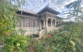 Vanzare casă cu teren generos în Săcueni, la 15 minute de Târgoviște