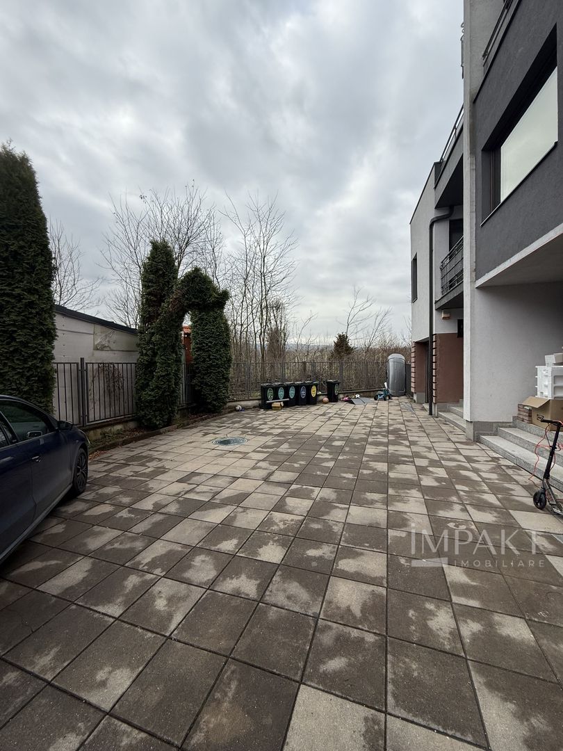 Casa insiruita deosebita cu 5 camere in cartierul Sopor - Poză 24