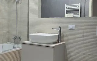 Zona Linistita Coresi Grandis Residence Camere - Poză 11